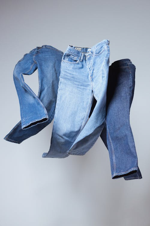 Image of Loose Jeans